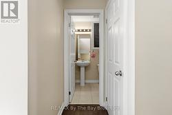 main flr 2 pc - 