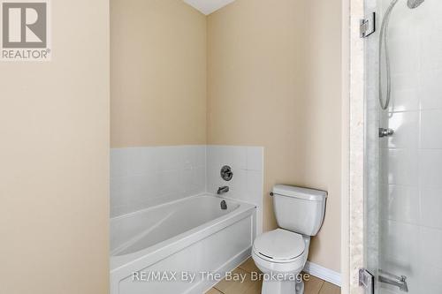 primary ensuite bath - 25 Appalachian Trail, Wasaga Beach, ON 