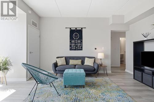 406 - 5 Gordon Street, Guelph (Downtown), ON 