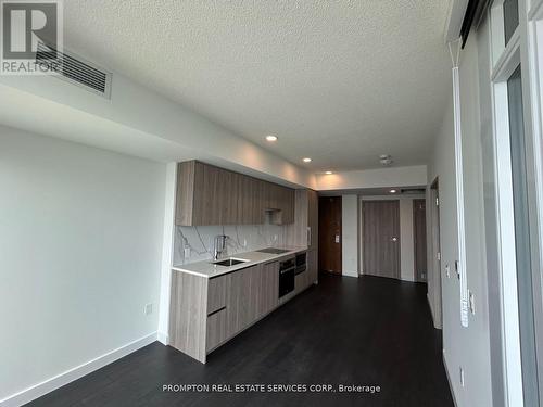 5212 - 1 CONCORD CITYPLACE WAY , Toronto, Ontario M5V 0X3 5