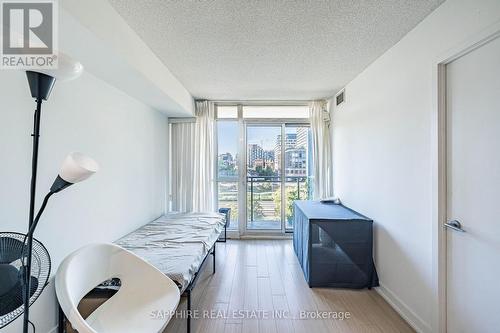 541 - 15 Iceboat Terrace, Toronto, ON 