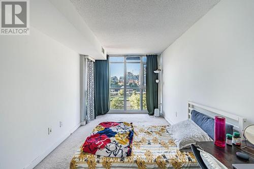 541 - 15 Iceboat Terrace, Toronto, ON 