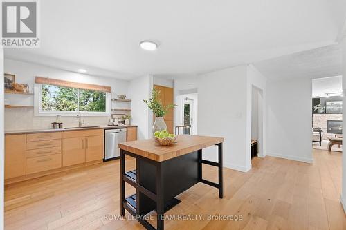 1819 Rideau Road, Ottawa, ON 