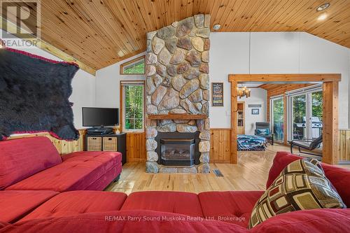 24 Deer Point Road, Seguin, ON 