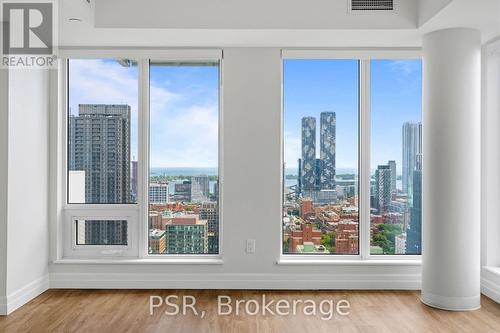 1910 - 203 JARVIS STREET , Toronto, Ontario M5B 0E7 2