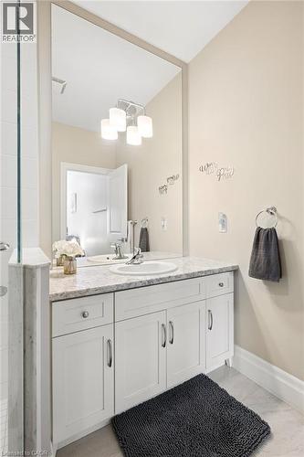 White vanity cabinetry - 192 Brewery Street Unit# 18, Baden, ON 
