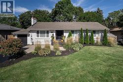 43 MILLER Drive Ancaster, ON L9G 2H9