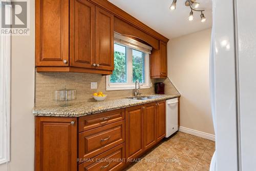 12 Brae Crest Drive, Hamilton, ON 