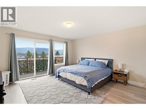 2218 Omineca Place, Kelowna, BC 