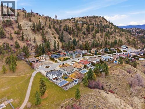 2218 Omineca Place, Kelowna, BC 