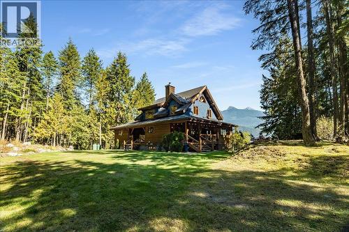 9233 31 Highway, Kaslo, BC 
