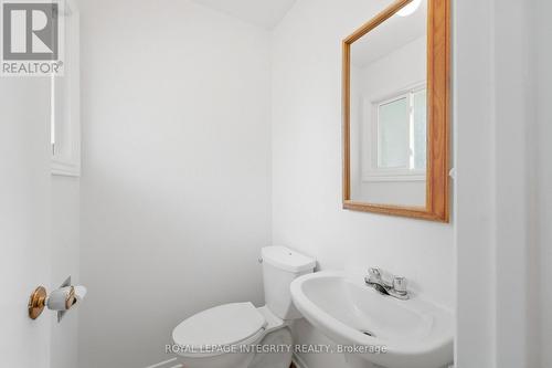 909 Lawnsberry Drive, Ottawa, ON 
