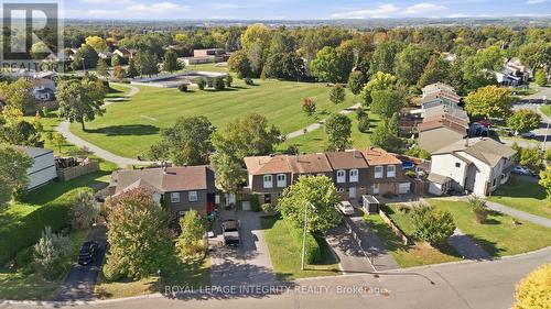 909 Lawnsberry Drive, Ottawa, ON 