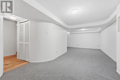 909 Lawnsberry Drive, Ottawa, ON 