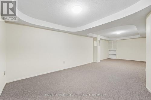 909 Lawnsberry Drive, Ottawa, ON 