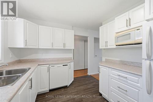 909 Lawnsberry Drive, Ottawa, ON 