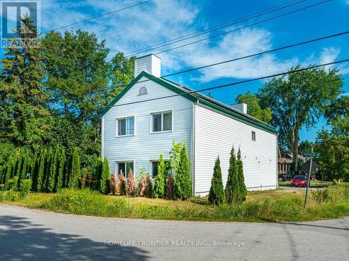 4 - 1015 ARNOLD STREET , Innisfil, Ontario L0L 1C0