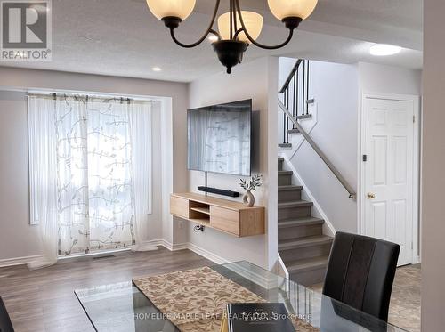 12 Giles Court, Whitby, ON 
