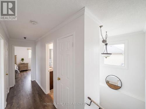 12 Giles Court, Whitby, ON 