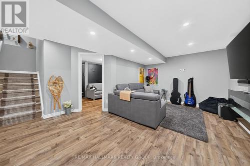 556 Sunlit Circle, Ottawa, ON 