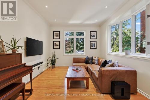 22 Ralph Street, Ottawa, ON 