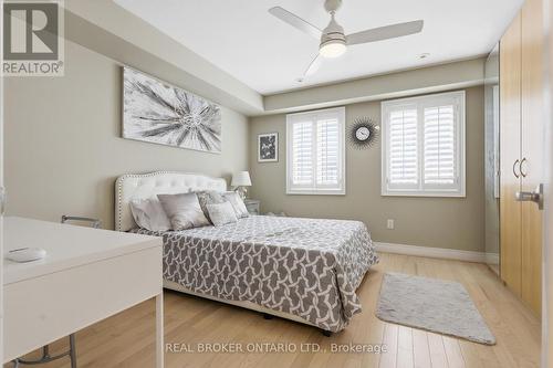 39 Lobo Mews, Toronto, ON 