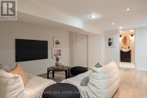 121 Glendale Avenue, Toronto, ON 