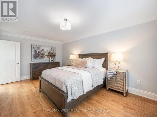 5 Paula Boulevard, Toronto, ON 