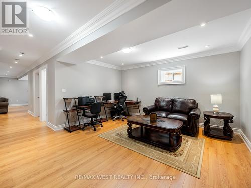 5 Paula Boulevard, Toronto, ON 