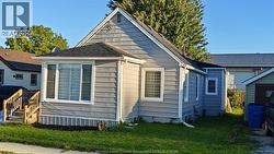 13 WILLS STREET Wallaceburg, ON N8A 1A1