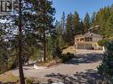 Lots of parking! - 4632 / 4624 Minto Street, Peachland, BC 