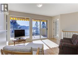 Den with outstanding views! - 