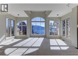 Private living room with outstanding views! - 