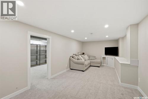 704 Mcpherson Avenue, Saskatoon, SK 