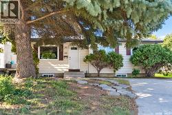 62 Ramsay COURT Saskatoon, SK S7H 4H1