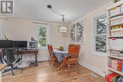 Dining Area - 7440 Highway # 26 Highway, Clearview (Stayner), ON 
