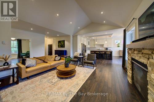 101 Stanley Street, Collingwood, ON 