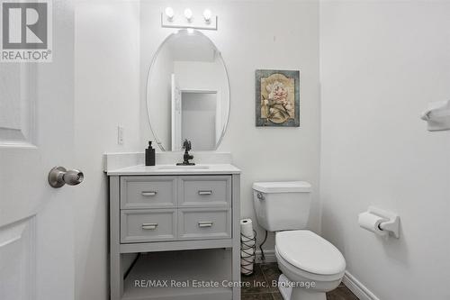 7 Hardy Street, Guelph (St. George'S), ON 