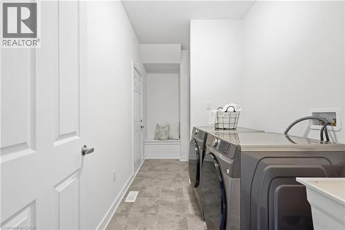 166 Aviron Crescent, Welland, ON 