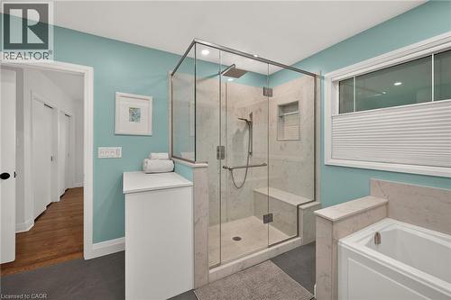 2 Helen Street, Dundas, ON 