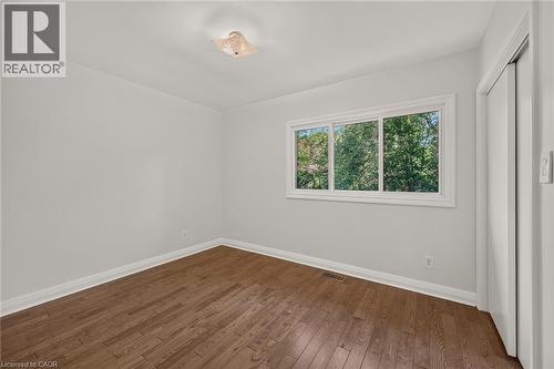 2 Helen Street, Dundas, ON 