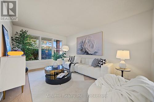 108 Valleyway Crescent, Vaughan, ON 