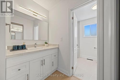 108 Valleyway Crescent, Vaughan, ON 