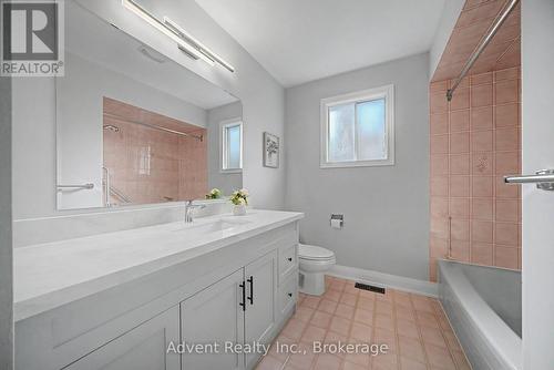 108 Valleyway Crescent, Vaughan, ON 