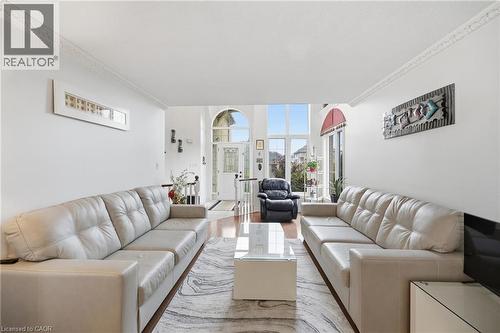 11 Redtail Crescent, Hamilton, ON 