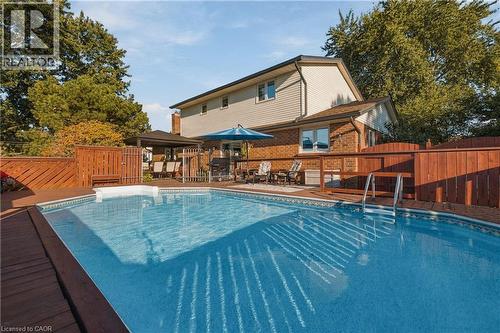 216 Alderview Drive, New Dundee, ON 