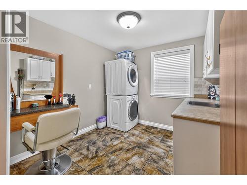 939 Fraser Avenue, 100 Mile House, BC 