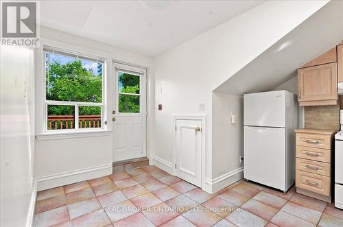 3 - 12 FOXBAR ROAD , Toronto, Ontario M4V 2G6 5