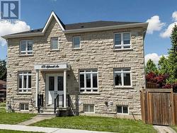 478 AYLESWORTH AVENUE E  Toronto, ON M1N 3X9