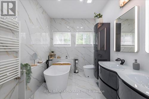 3665 Baldwick Lane, Springwater, ON - Indoor Photo Showing Bathroom